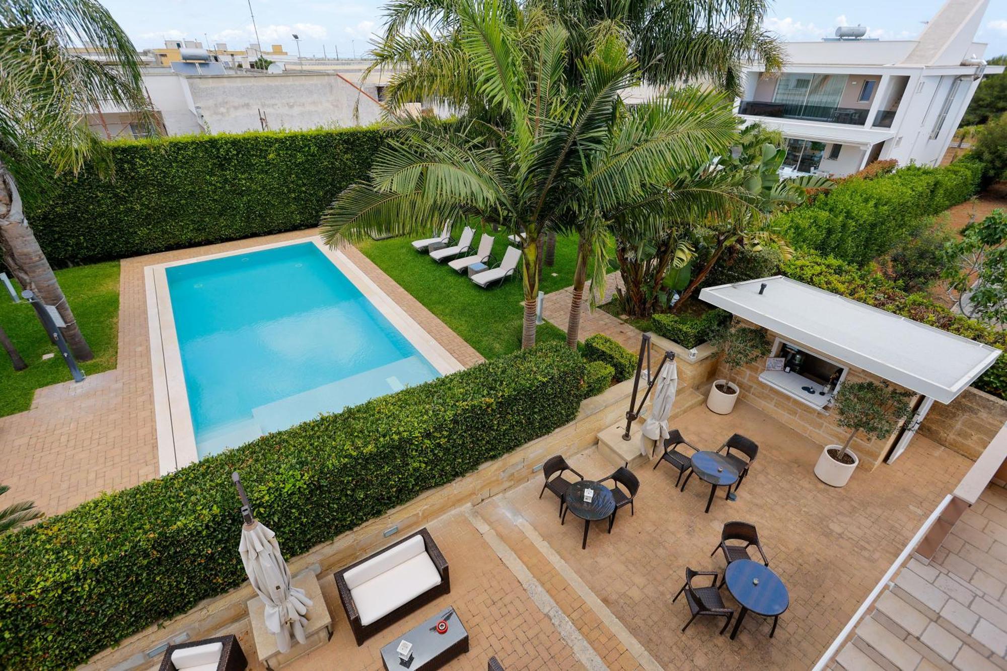 Le Murge Del Salento Hotel B&B Depandance 우기아노 라 치에사 외부 사진